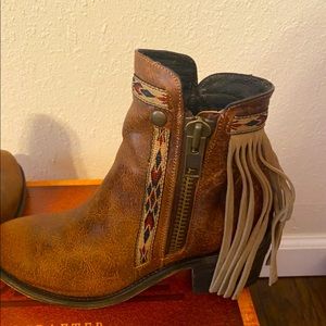 BRAND NEW NEVER WORN CORRAL BOOTS
